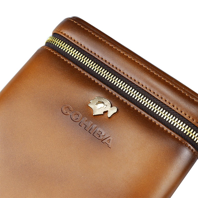 Cedar-Lined Leather 5-Cigar Travel Case — product image 3